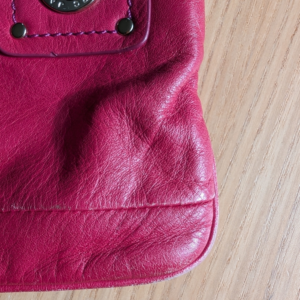 Mark Jacobs Totally Turnlock Mini Crossbody Red Leather Bag - Picture 4 of 7